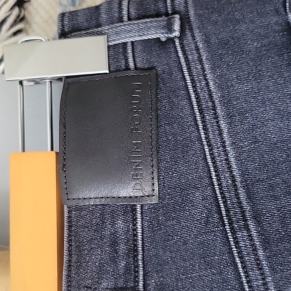 Aritzia Denim Forum THE LOLA High Rise Skinny - Picture 5 of 13